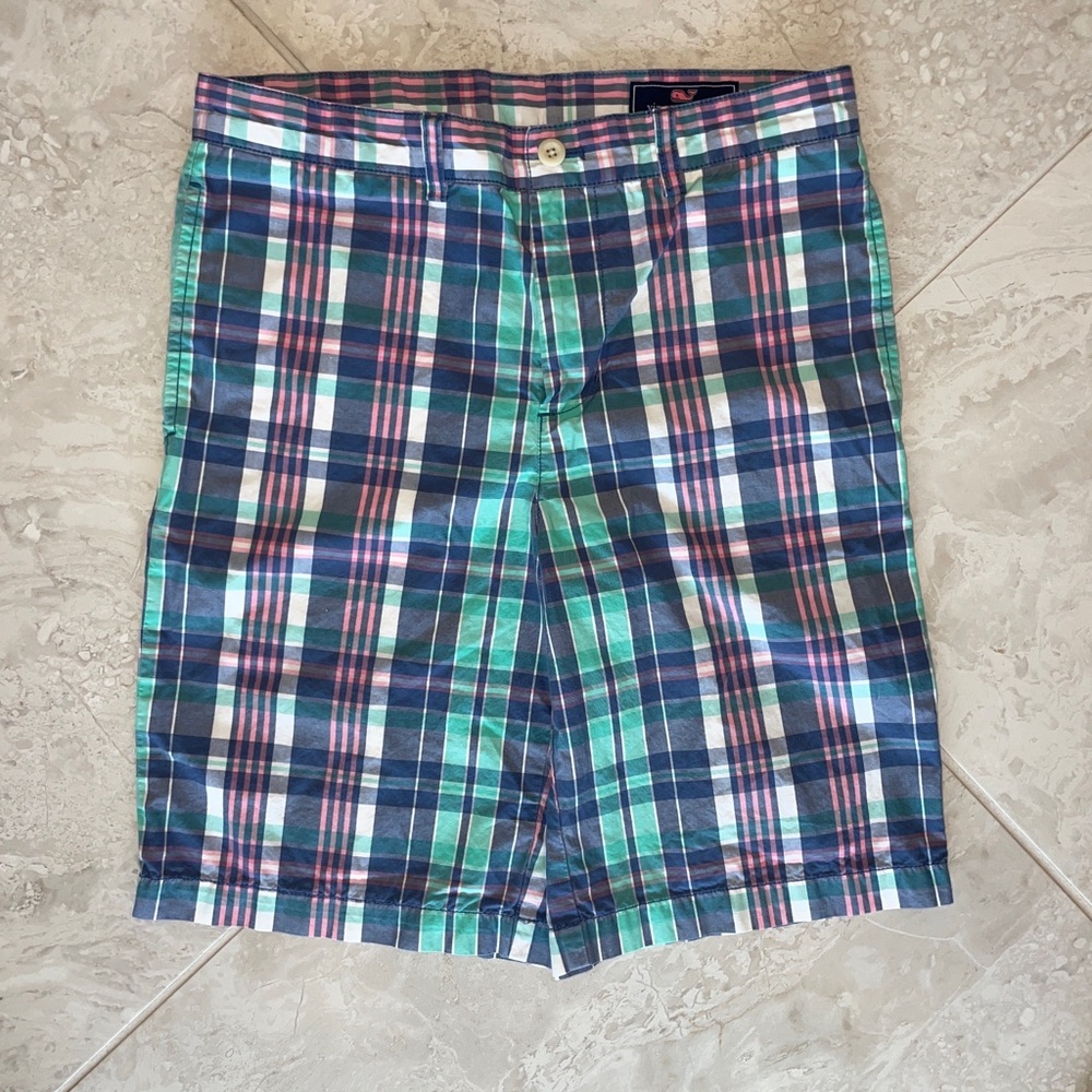 Vineyard Vines boys youth shorts size 18 EUC